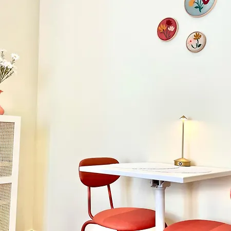 Le Petit Apartment *