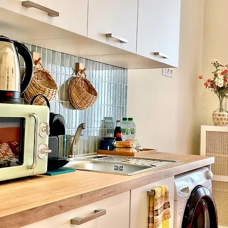 Le Petit Apartment